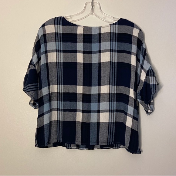 Vince Camuto Plaid Ruffle Sleeve Relaxed Fit Top - Picture 4 of 6